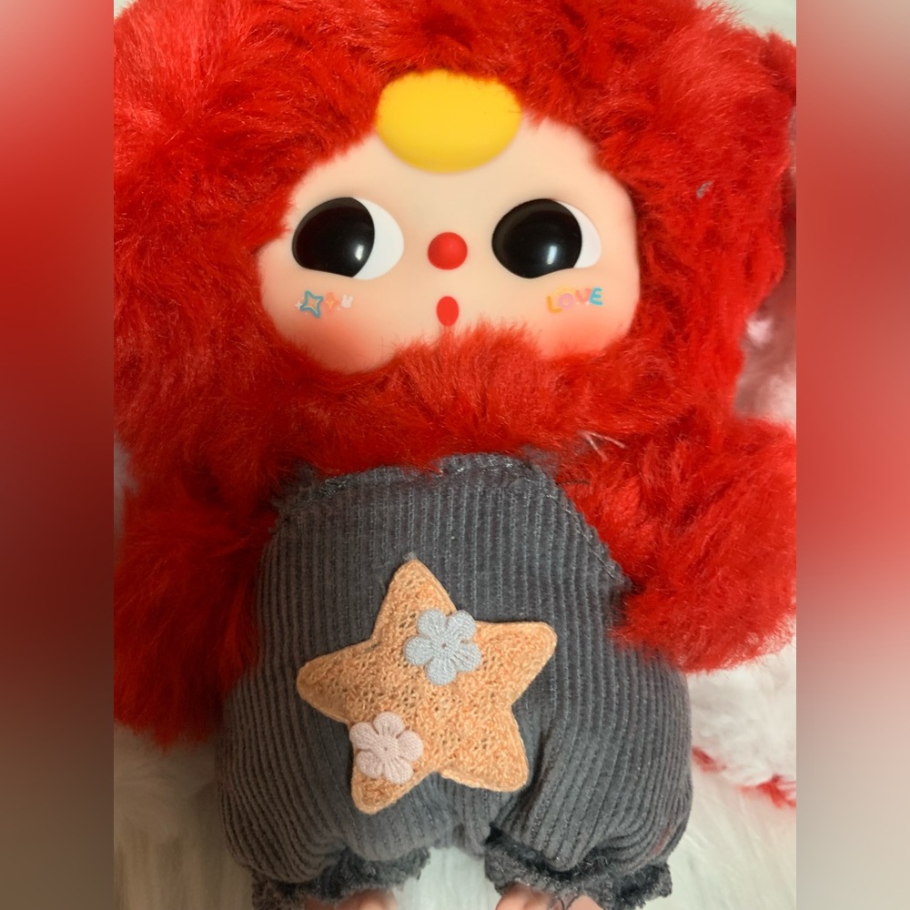 Baby Three V2 Rabbit Macaron Red Bunny Vinyl Face Plush Key Holder Red & White - Picture 11 of 15